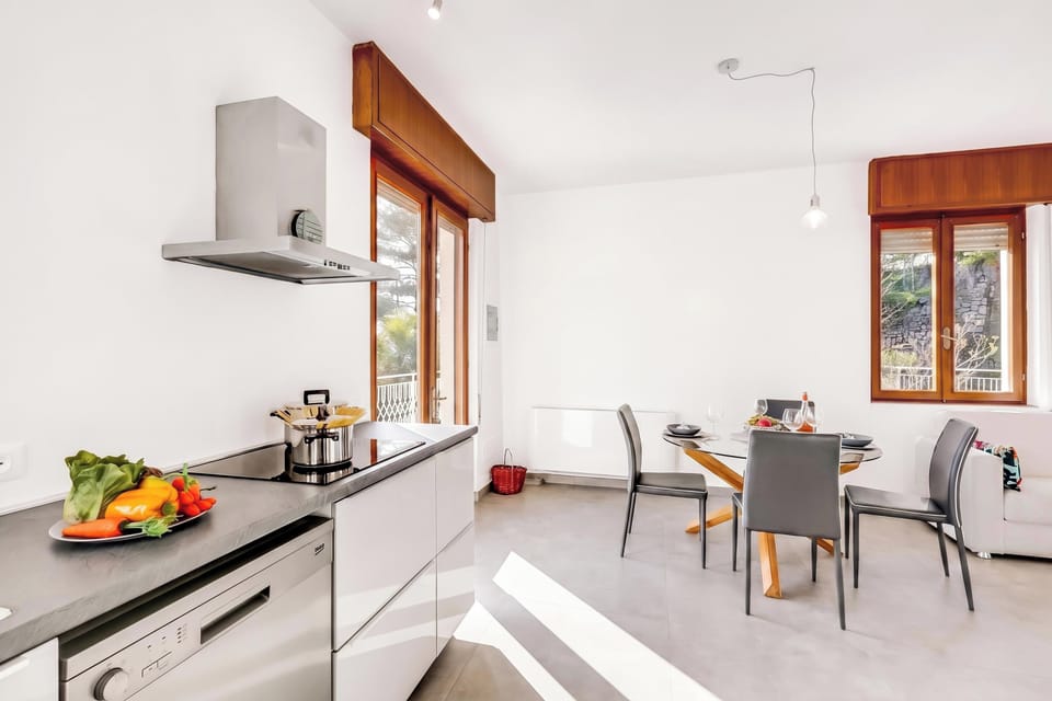 Kitchen and dining area
