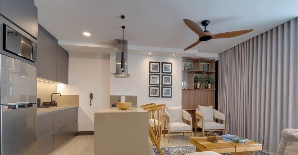 living room / kitchen
