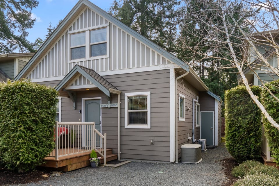 Welcome to Stones' Throw!