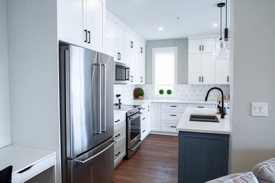 Make yourself at home with a fully stocked modern kitchen.