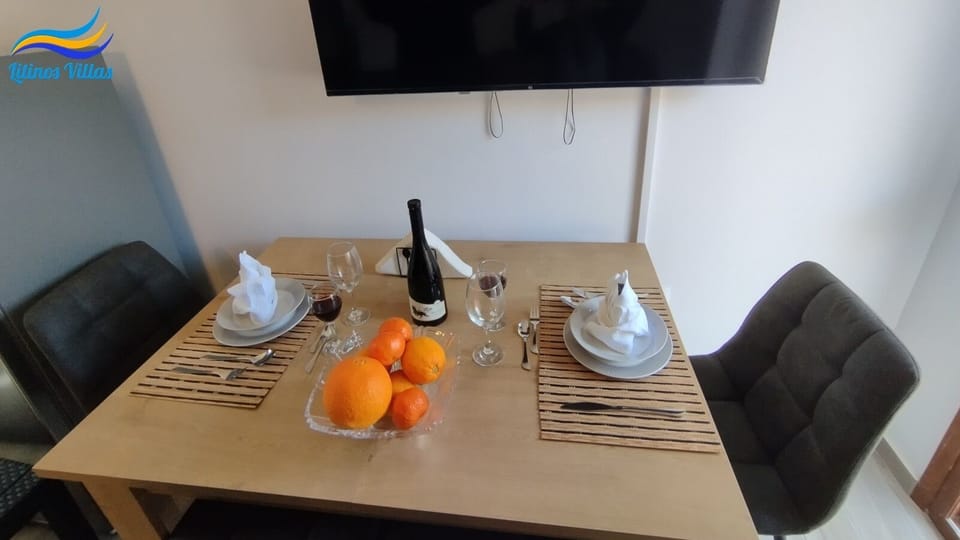 Kitchen - Dining Table 