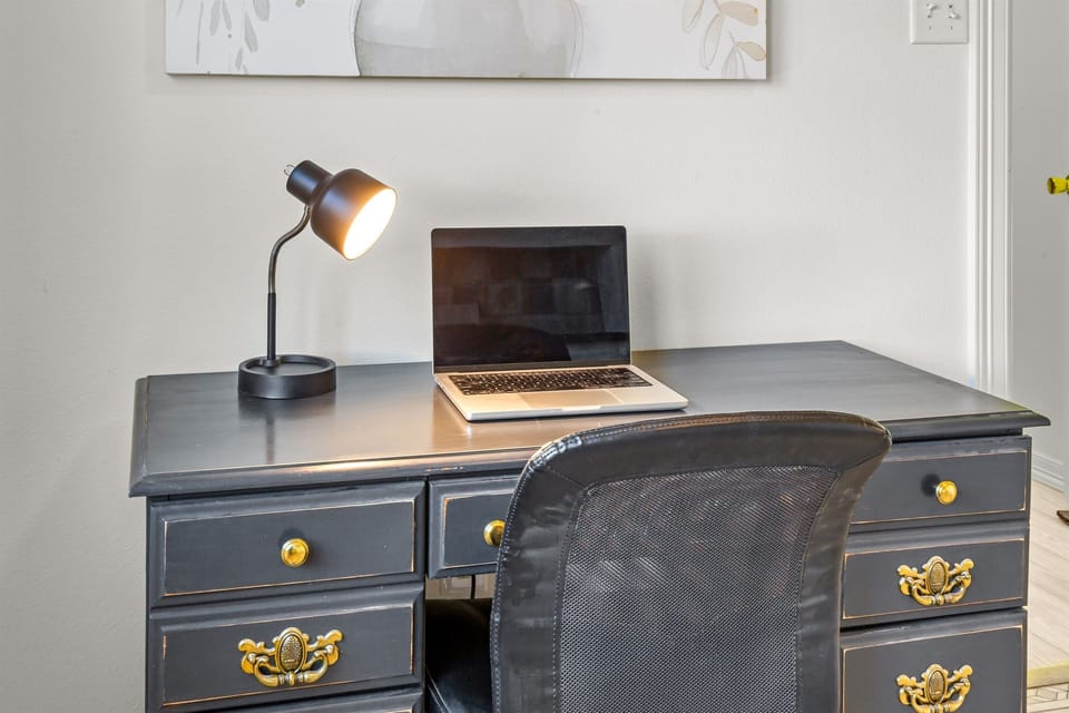 Great convenient workspace