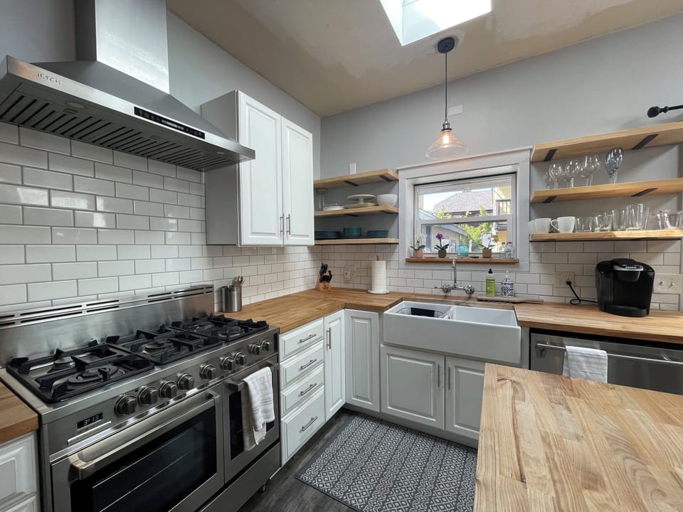 Front house kitchen