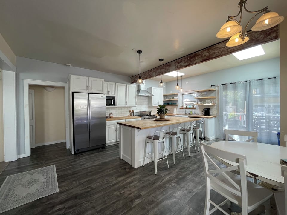 Front house kitchen