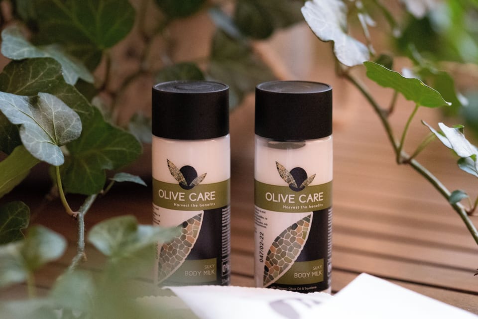 Bathroom amenities