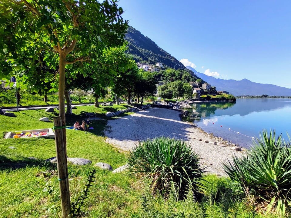 Mountainous Landforms, Water, Body Of Water, Mountain, Hill, Highland, Mountain Range, Landscape, Bank, Coast