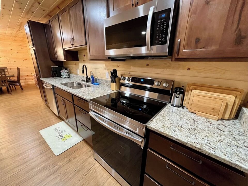 The Hitching Post's fully-equipped kitchen
