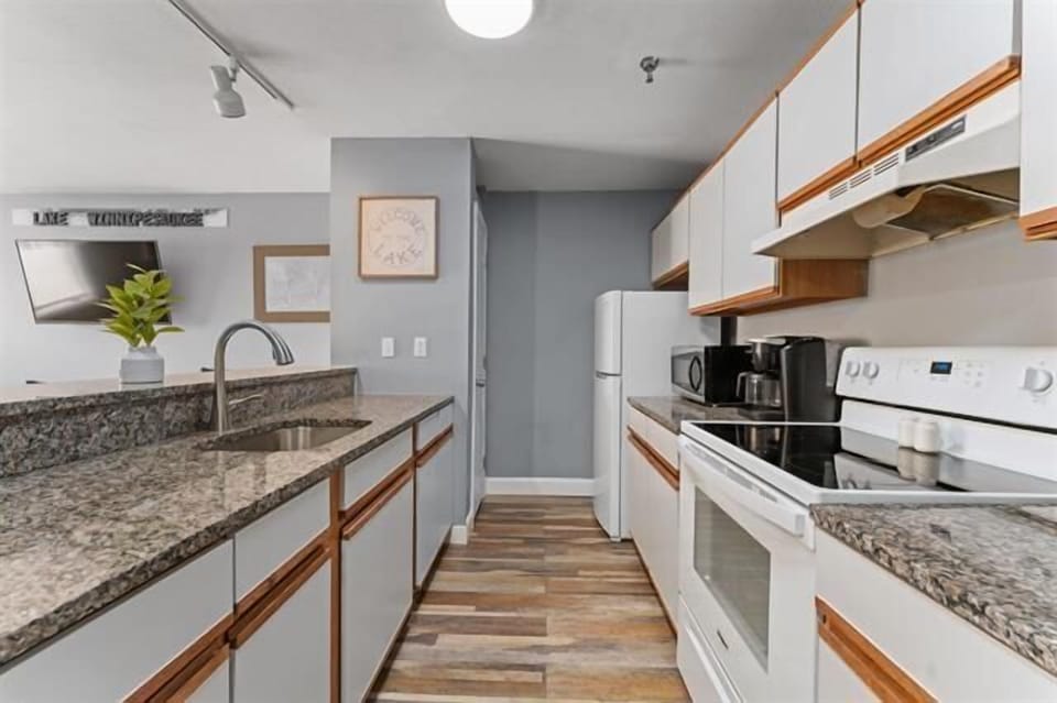 Kitchen (3)