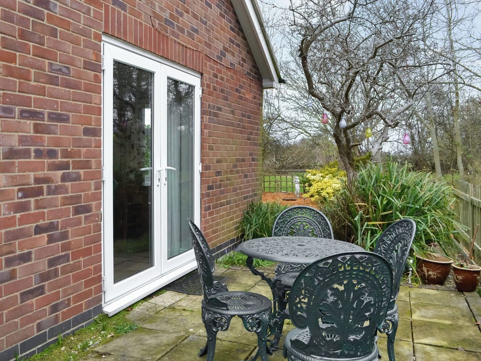 Sitting-out-area | Red Oaks, York