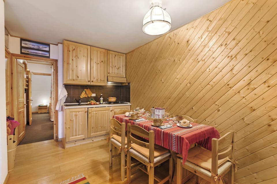Kitchen and dining area