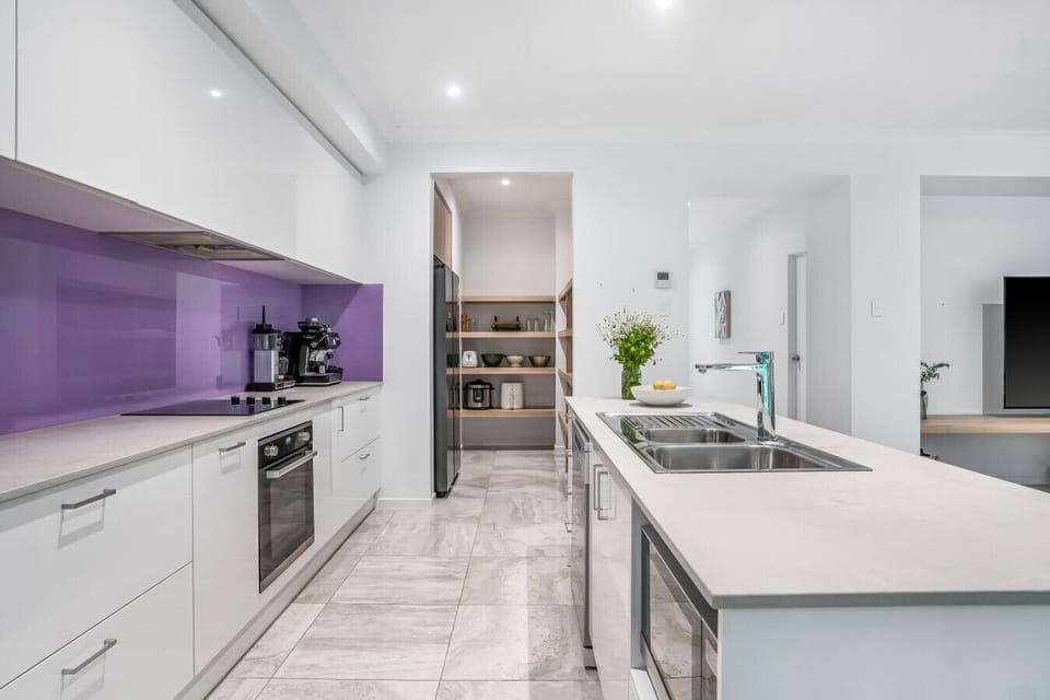 Fully equipped kitchen with walk in pantry