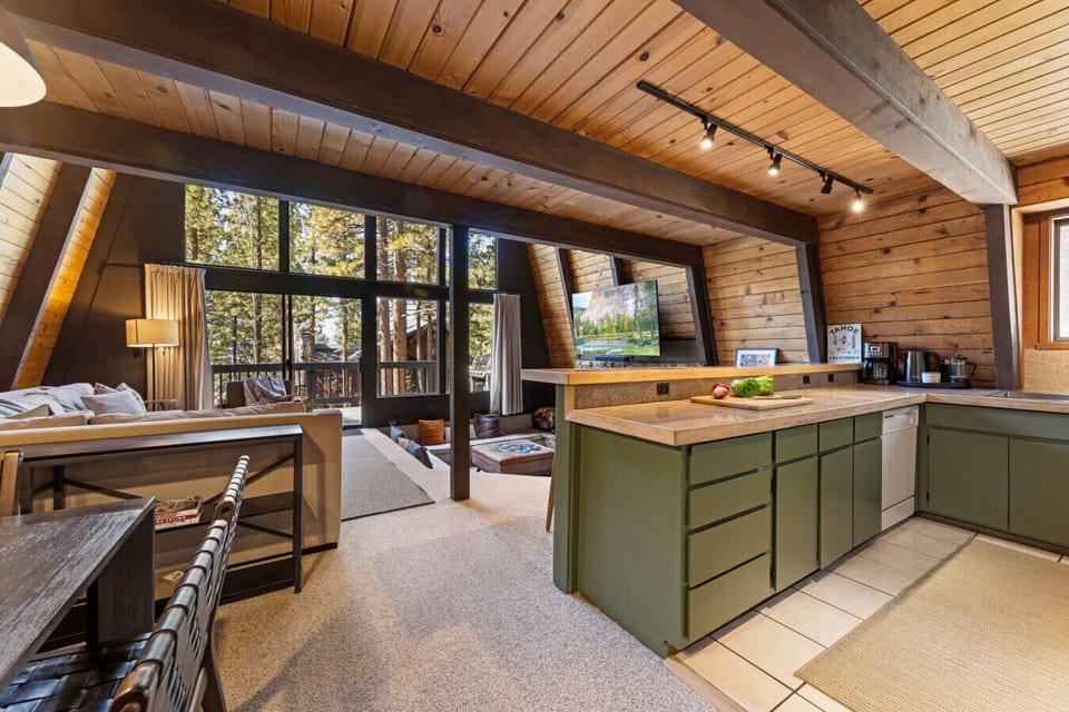 Fully loaded kitchen with everything you`ll need and large dining table for 8.