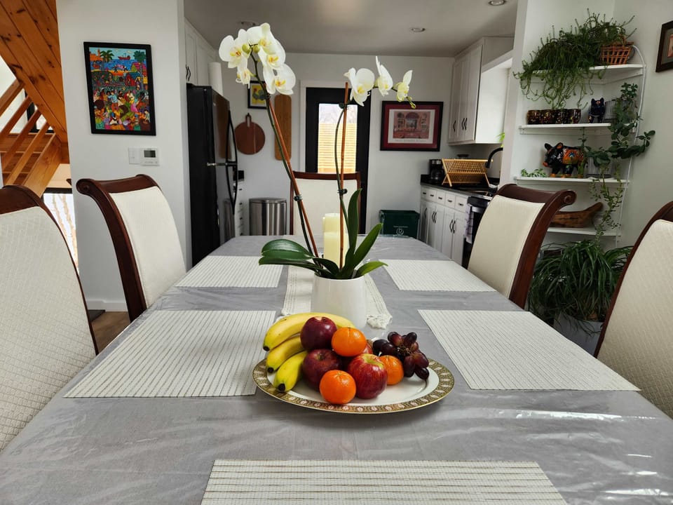 View of table, your stay includes some complementary fruits.