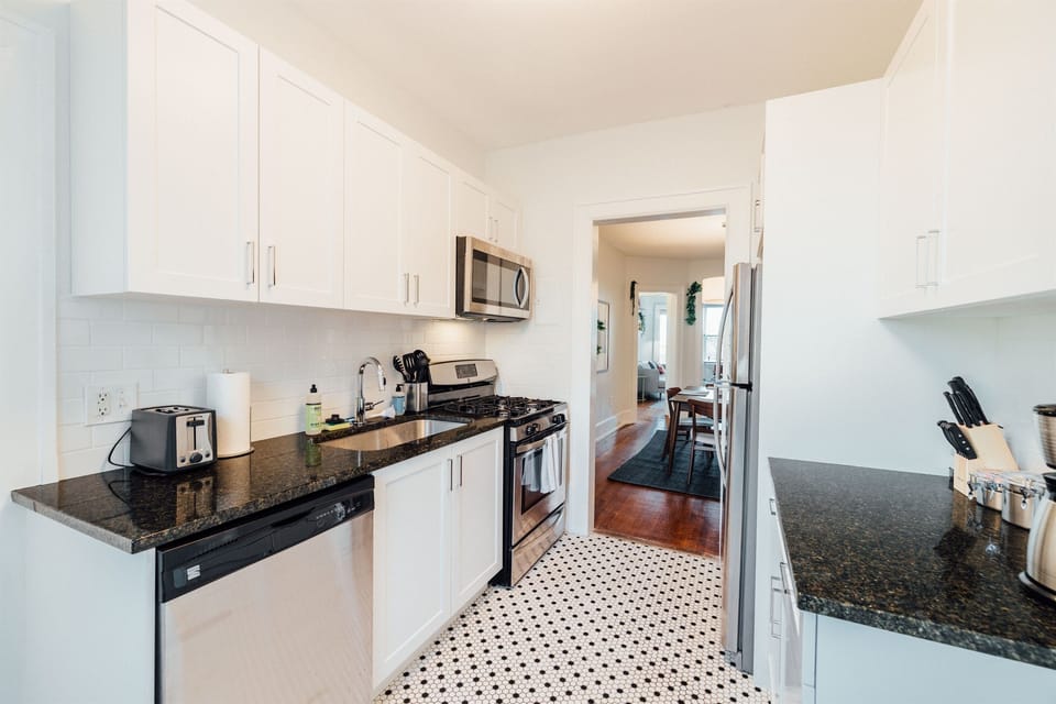 Fully equipped kitchen, perfect for home-cooked meals.