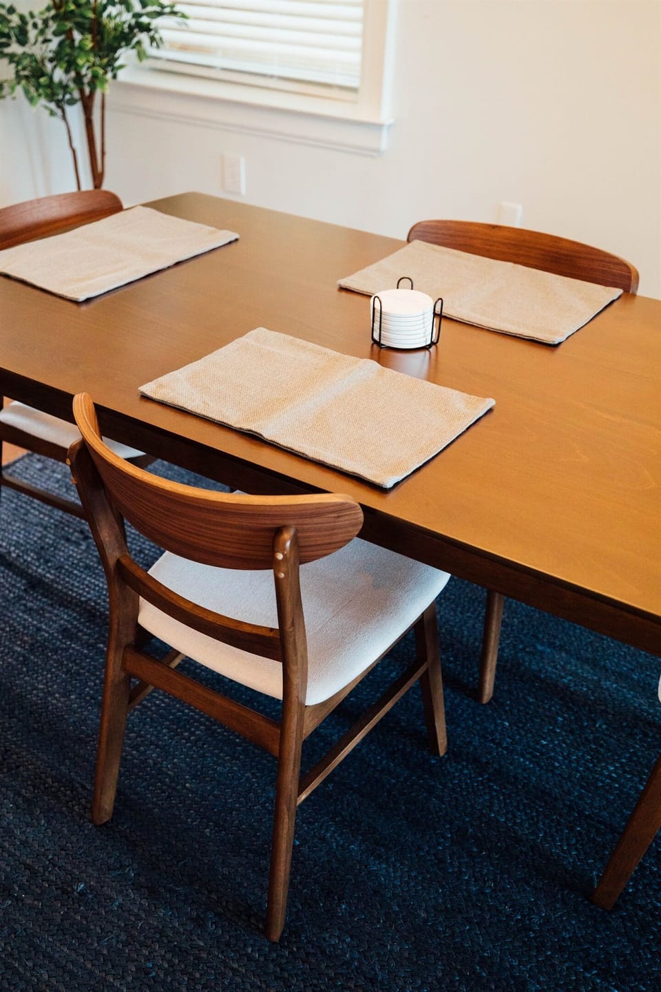 Comfortable chairs for long, lingering dinners.