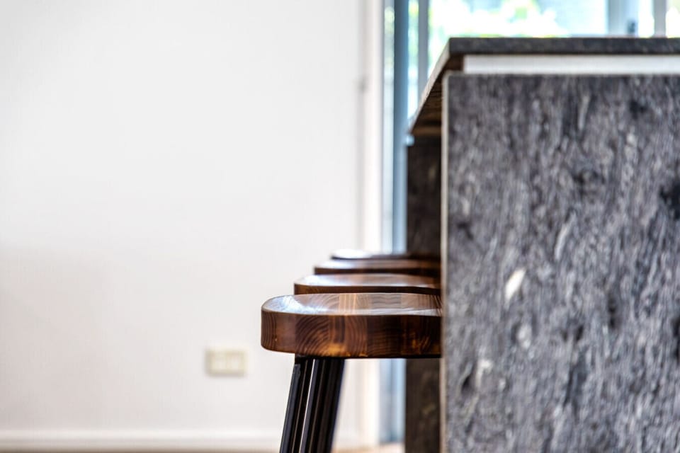 Kitchen bench