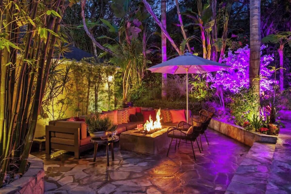 Beautiful seating around the firepit—perfect for enjoying good company with friends and family.