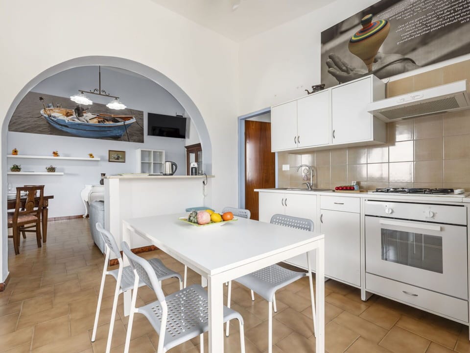 Furniture, Interior Design, Flooring, Kitchen & Dining Room Table, Kitchen, Table, Floor, Ceiling, Chair, Countertop