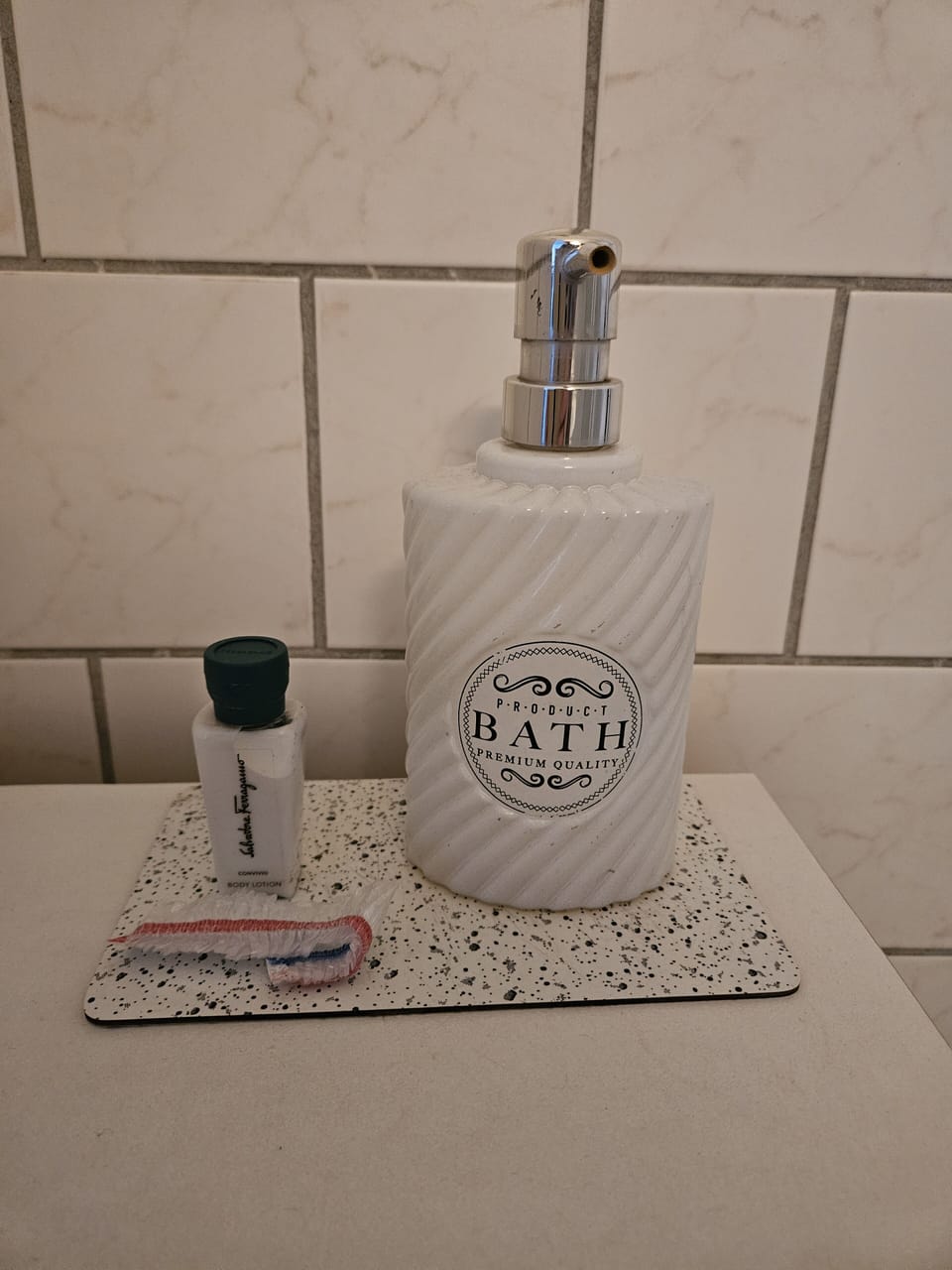 Bathroom amenities