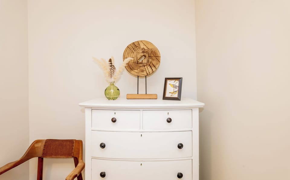 Plenty of storage space for your belongings in the dresser.