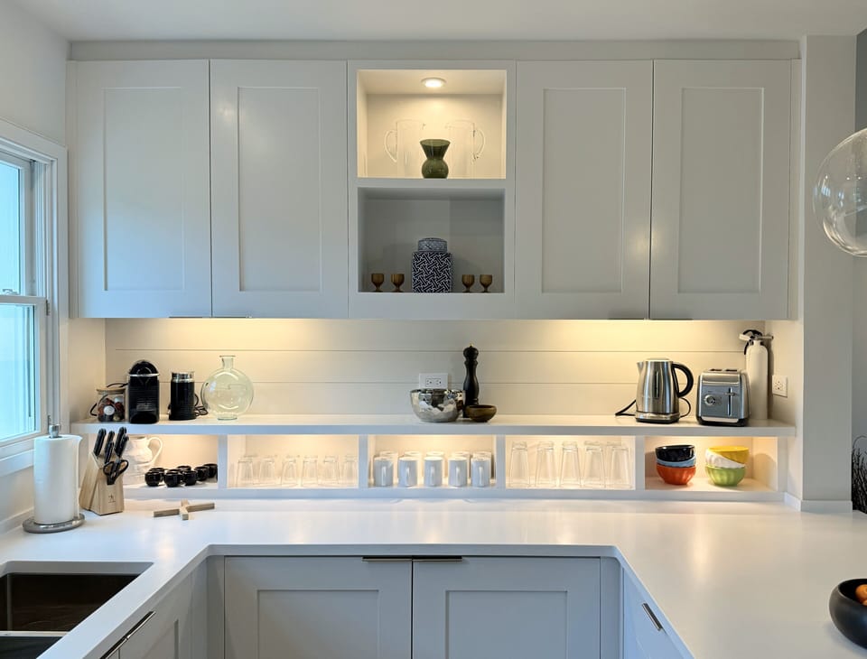 Cottage full kitchen