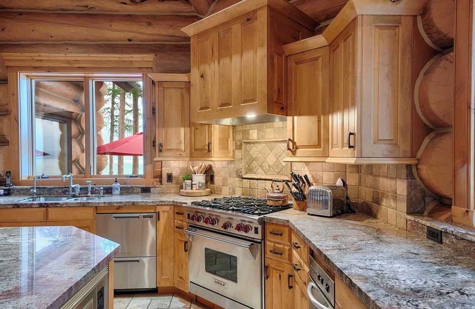 Gourmet Kitchen