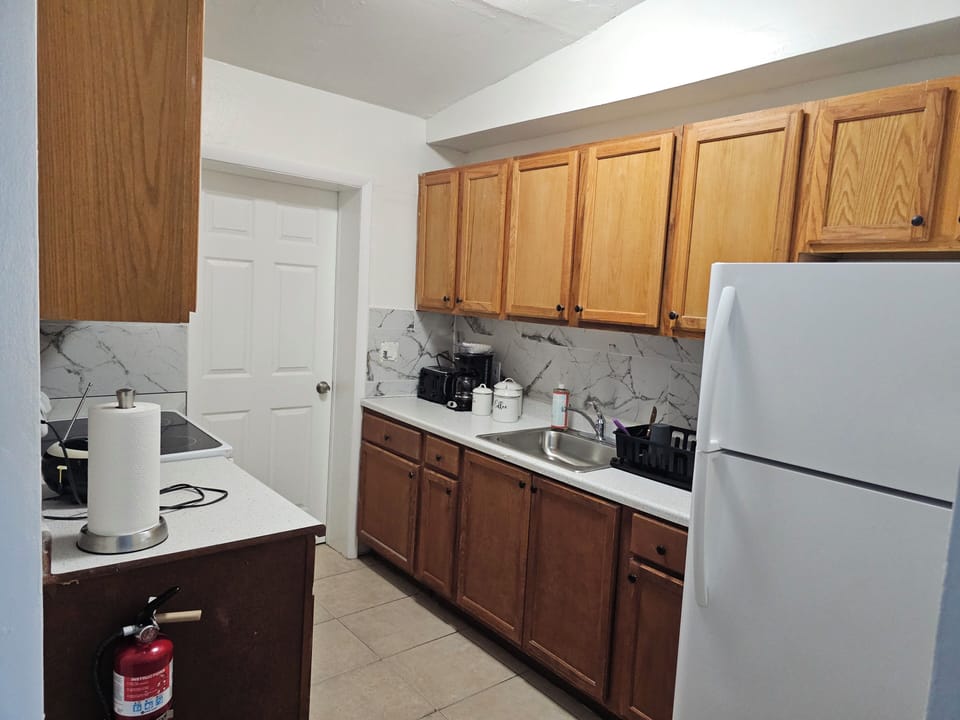 Full Kitchen