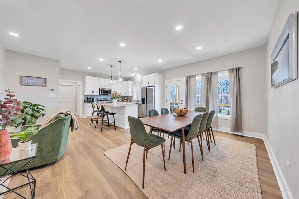 Dining Room and Kitchen