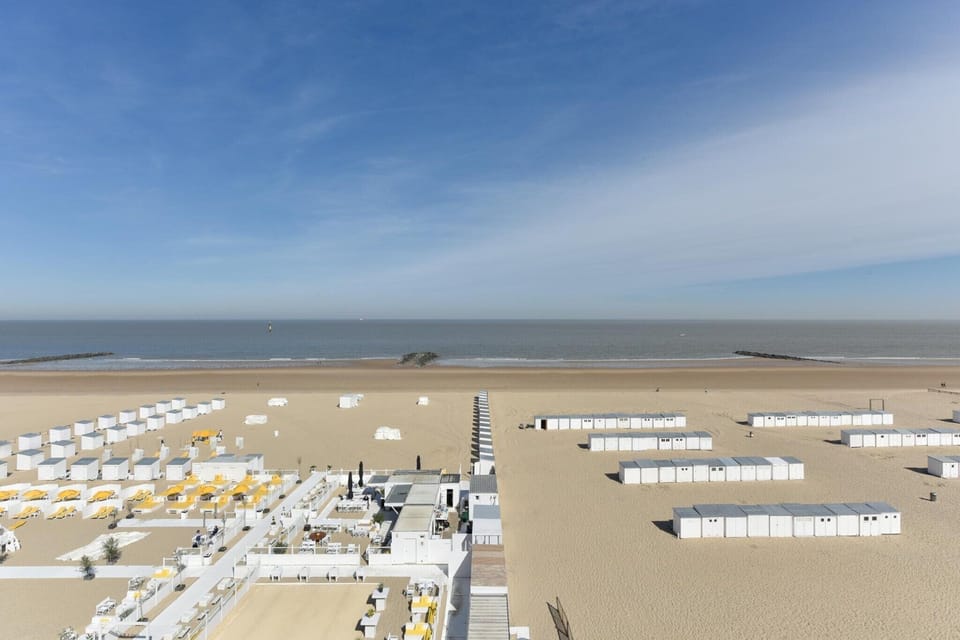 Immediate Surroundings [summer] (<1 km)