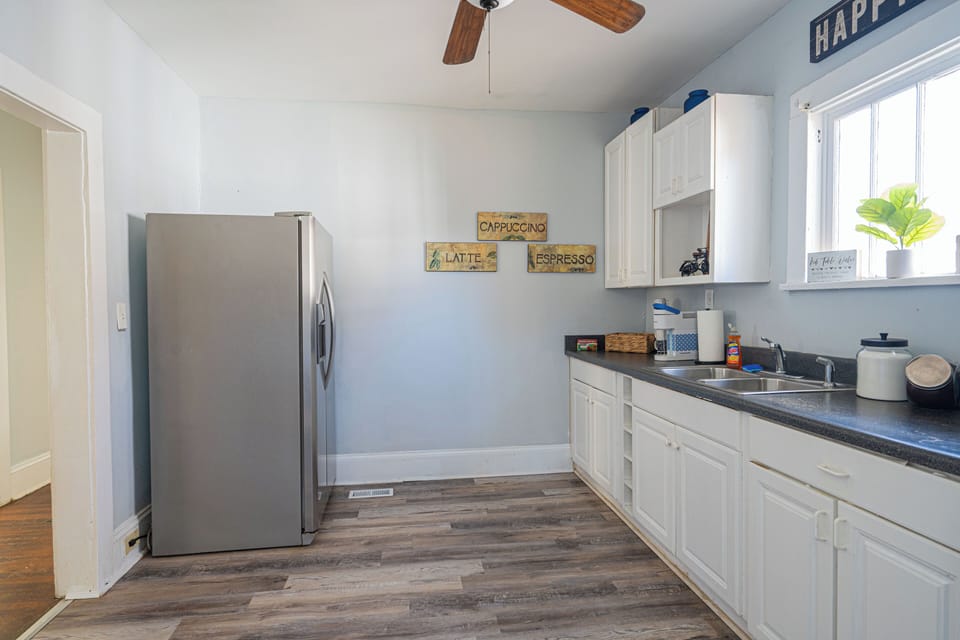 Cook up a storm in this space!
