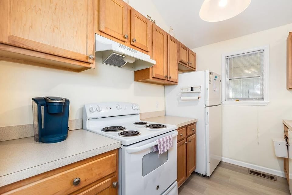 Kitchen, View 2
