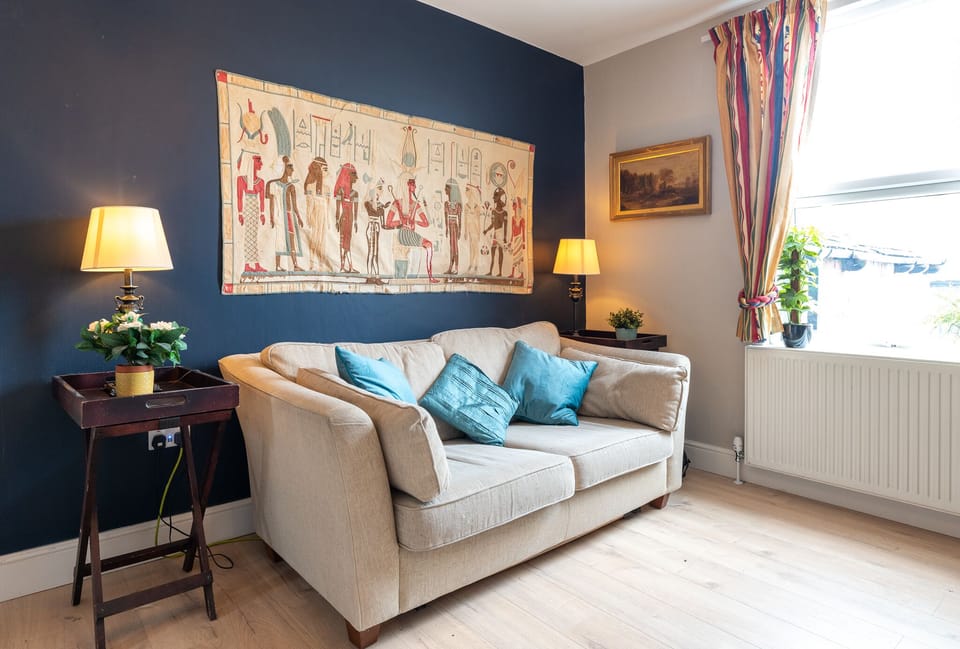 Living area, apartment 2 Copper Beech