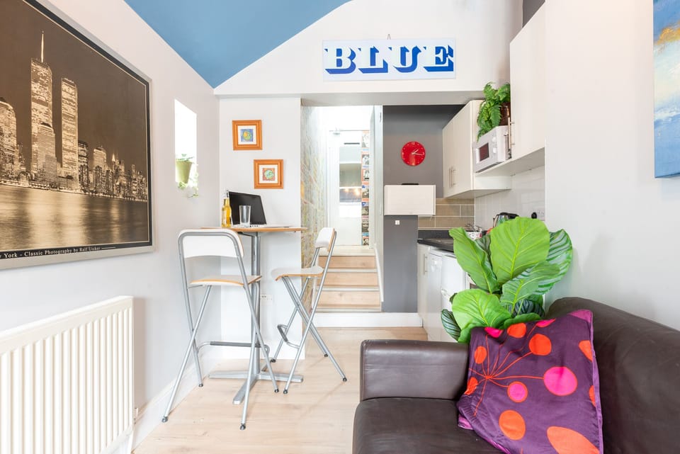 Living area apartment 3 English Oak