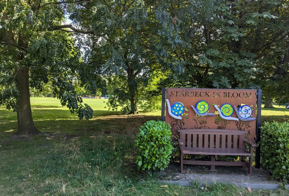 Belmont park 150m from Starbeck House apartments