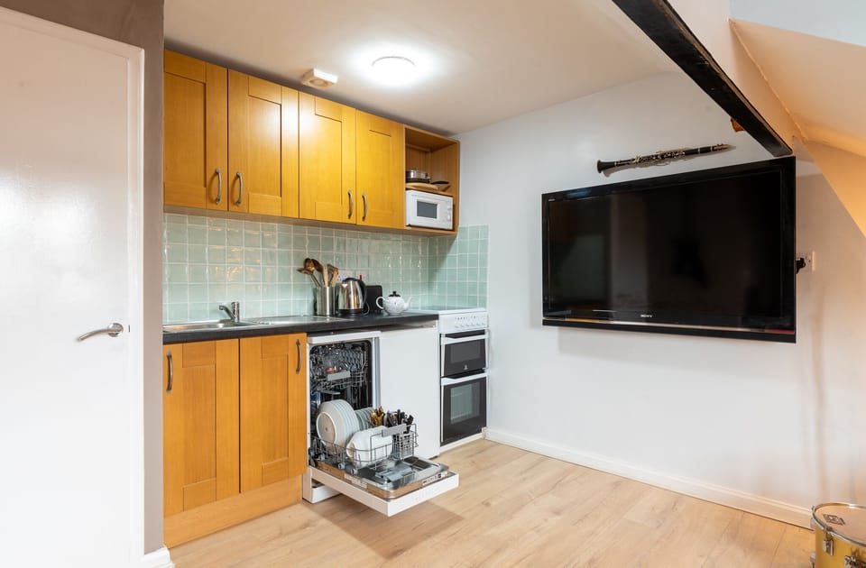 Kitchen area in apartment 5, Mountain Ash