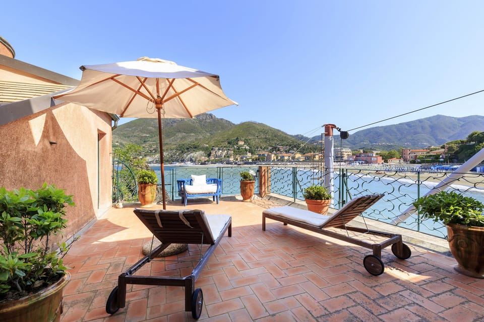 Villa Preia - Levanto, Liguria - by NORTHITALY VILLAS Vacation rentals
