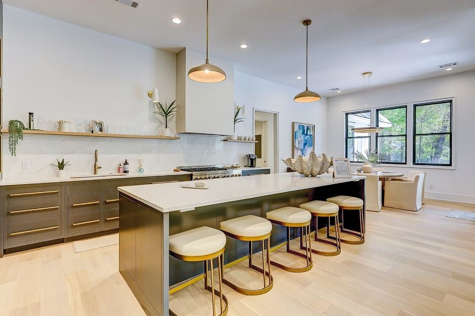 Kitchen Bar
