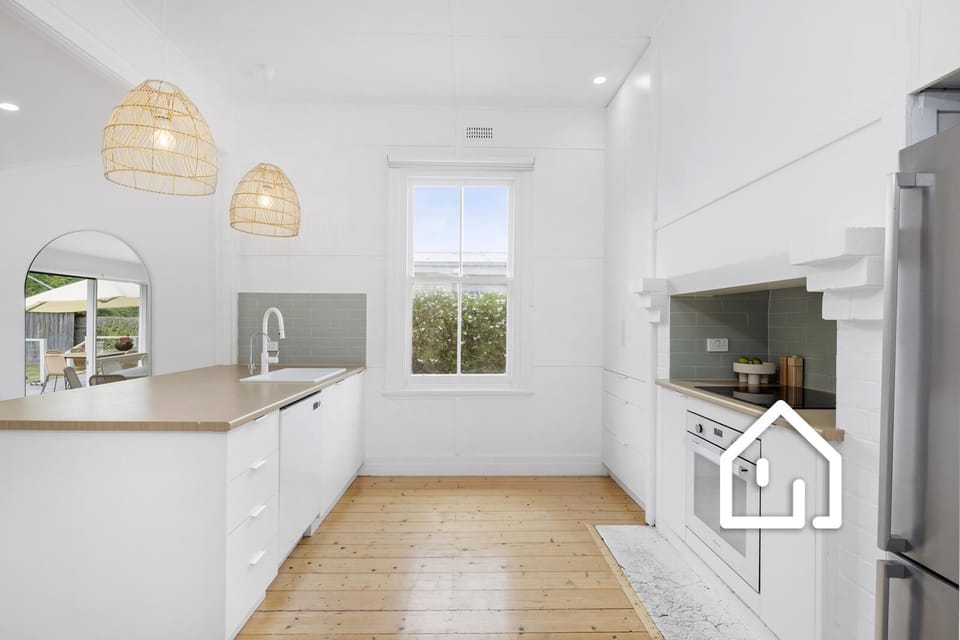 Open plan living, kitchen, dining and living 