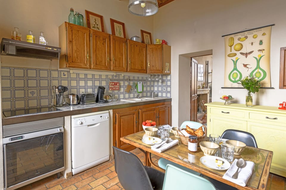 Kitchen- La Petite Provence de Camille