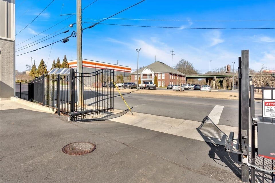 A secure gate to add privacy and peace of mind