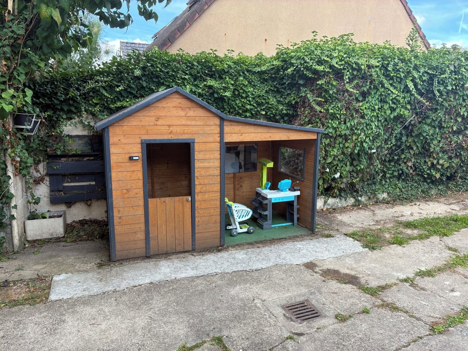 Children's area