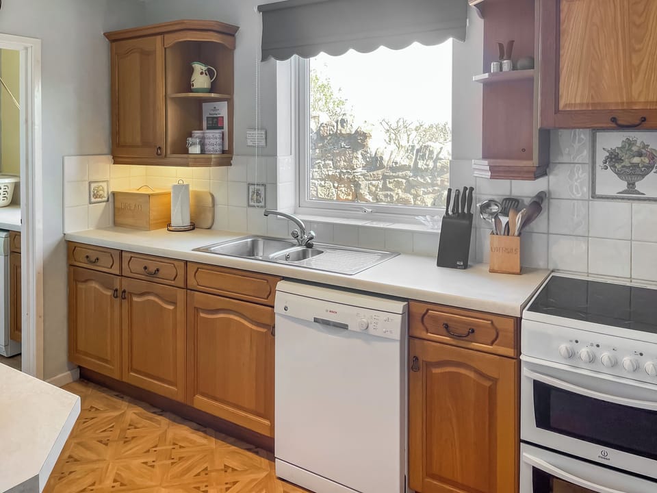 Kitchen | Shepherd&rsquo;s Cottage - Elwick Farm Holiday Cottages, Belford