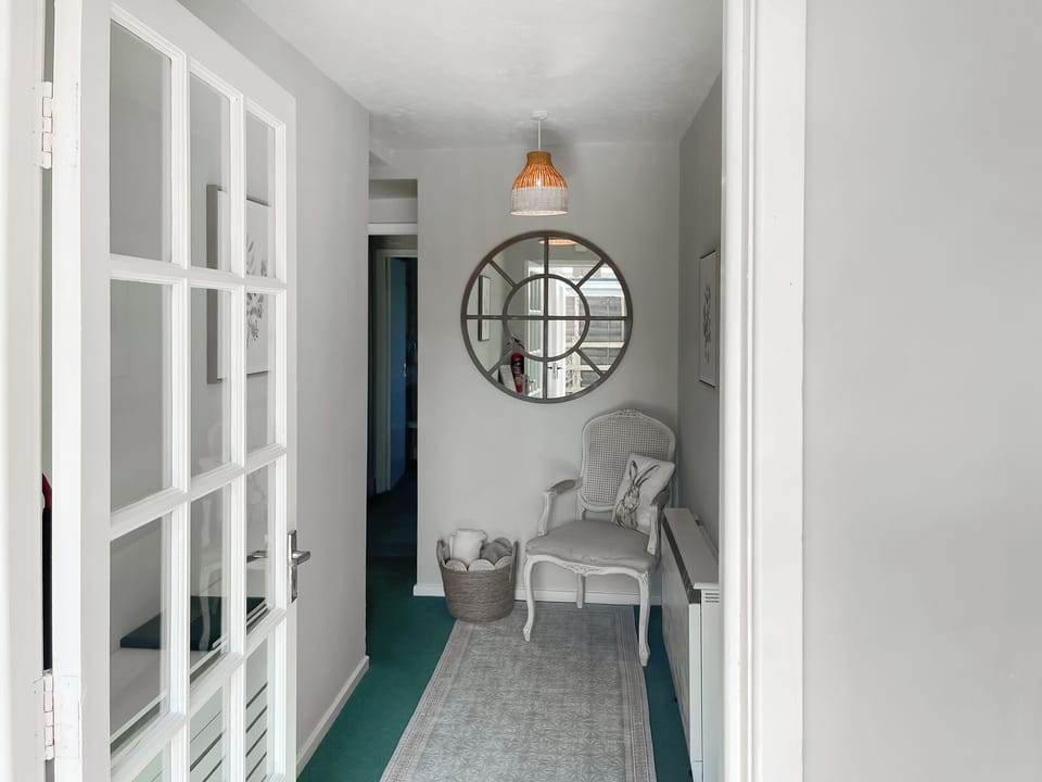 Entrance hall | Shepherd&rsquo;s Cottage - Elwick Farm Holiday Cottages, Belford