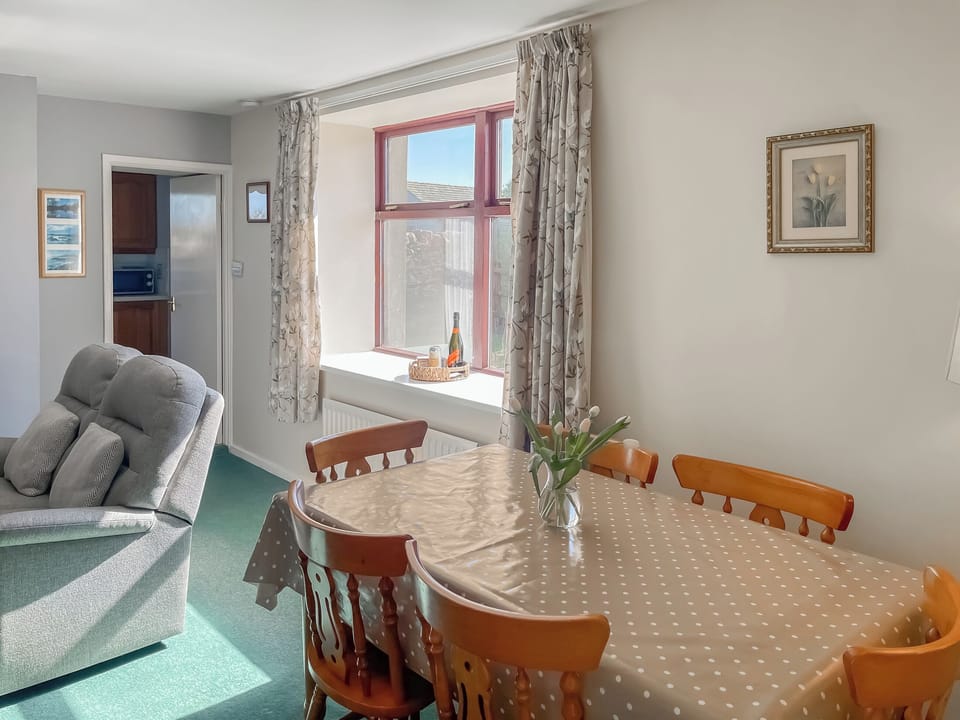 Dining area | Shepherd&rsquo;s Cottage - Elwick Farm Holiday Cottages, Belford