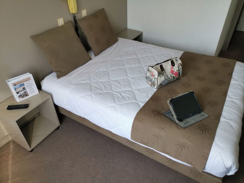 1 Matrimoniale bed