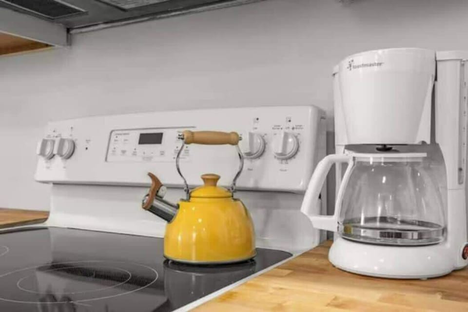Experience the convenience of having everything you need to cook and prepare meals at your fingertips with our fully equipped kitchen