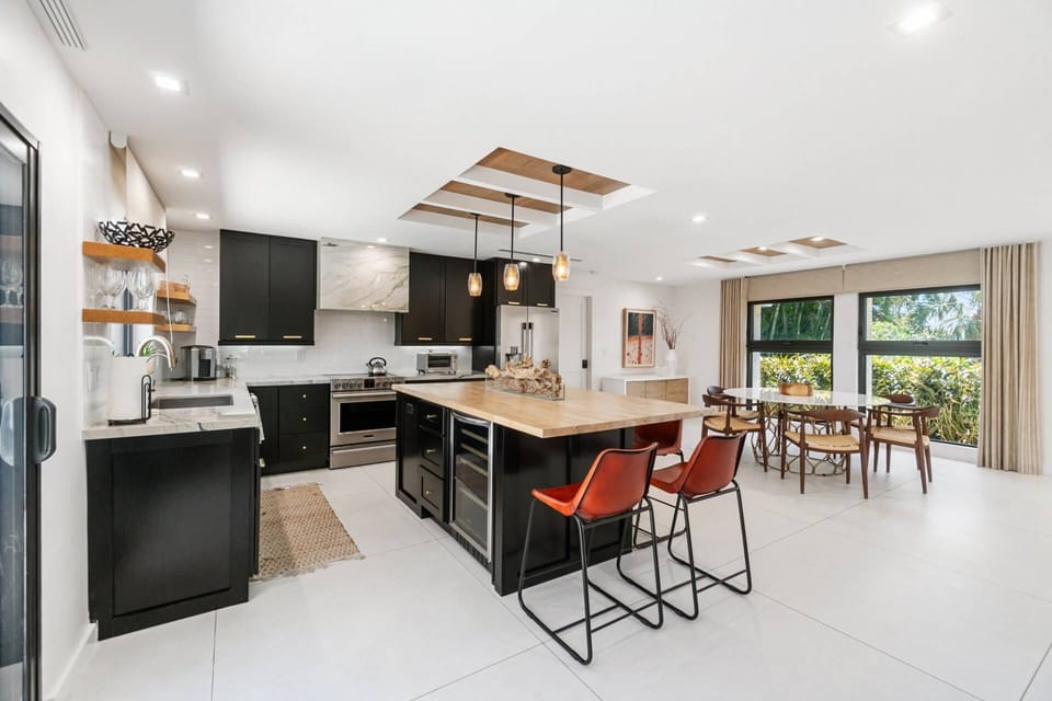 The kitchen is fully equipped and ready for any cooking or cocktailing endeavor.
