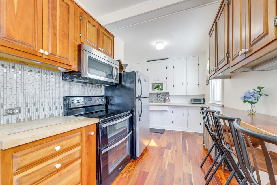 Kitchen | Cooking Basics | Toaster Oven | Keurig Coffee Maker