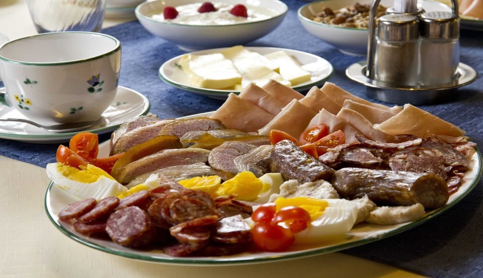Breakfast meal