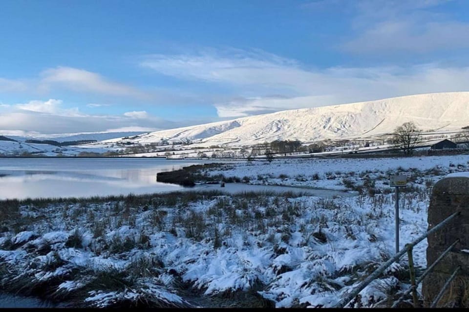 Region [winter] (>5 km)
